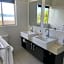 Airlie Apartments