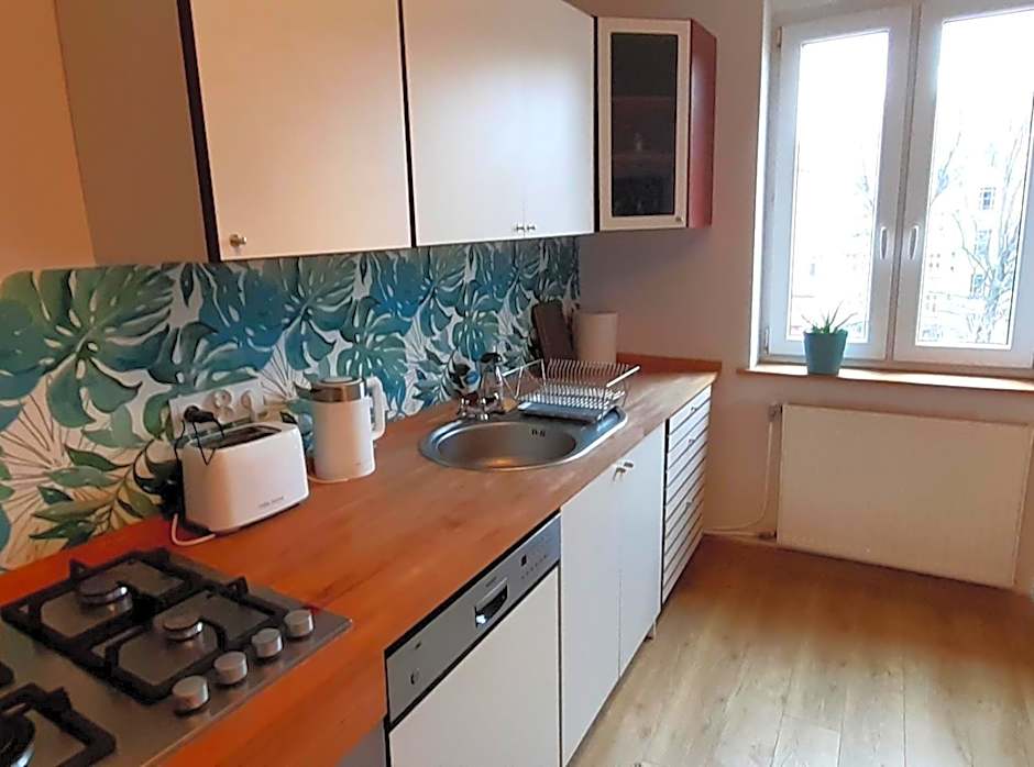 Lemuria Hostel Szkolna centrum