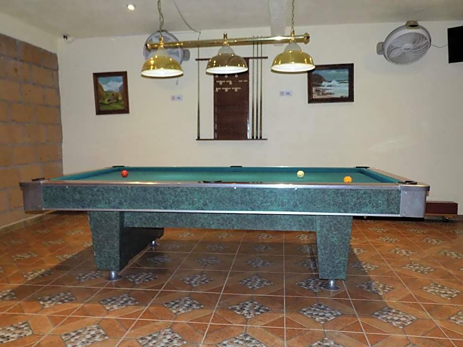 Hotel y Cabañas Quinta Los Cipreses