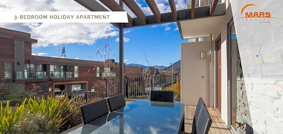 Queenstown Village Apartments
