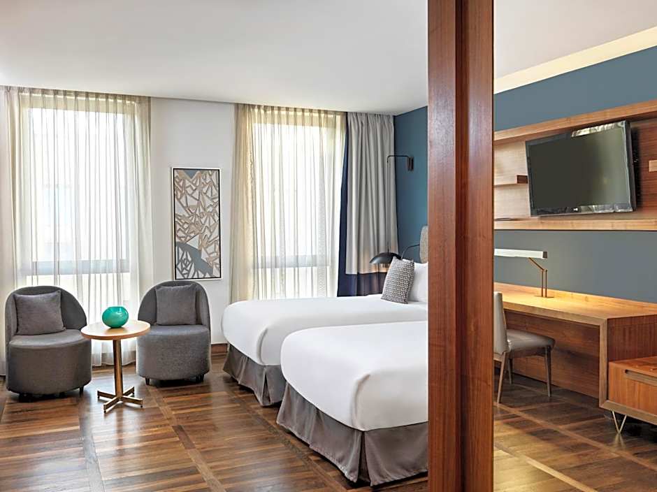 Metropol Palace, Belgrade