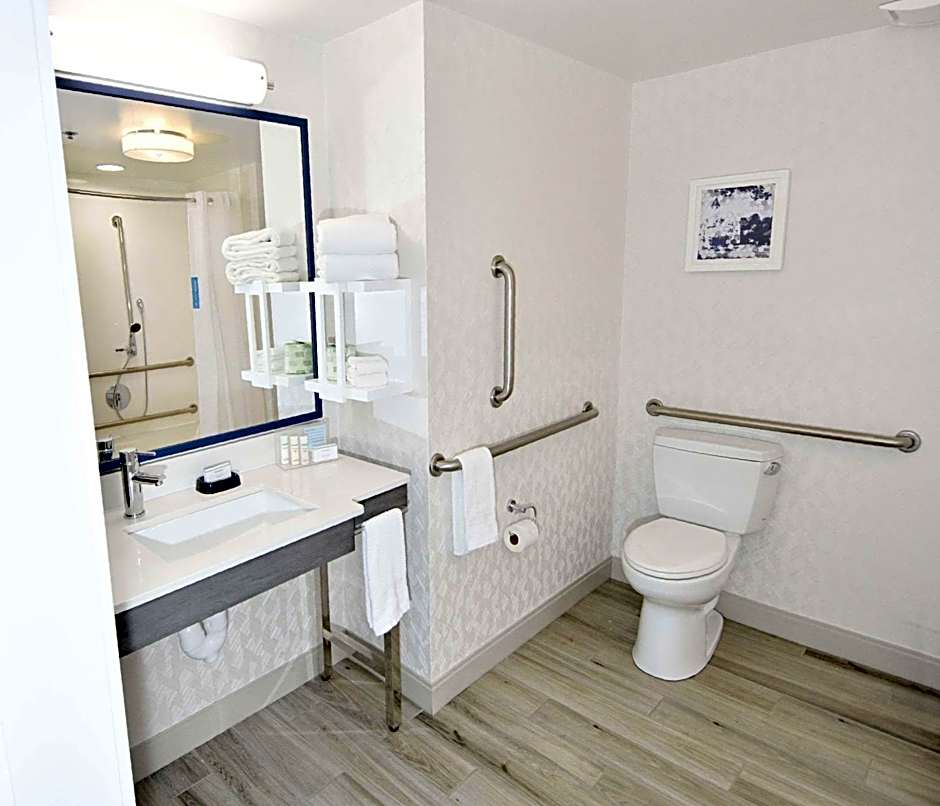 Hampton Inn By Hilton Auburn