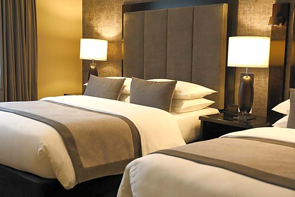 Killarney Oaks Hotel