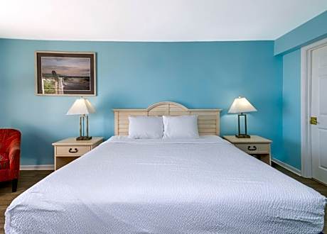 Oceanfront King Room - Disability Access