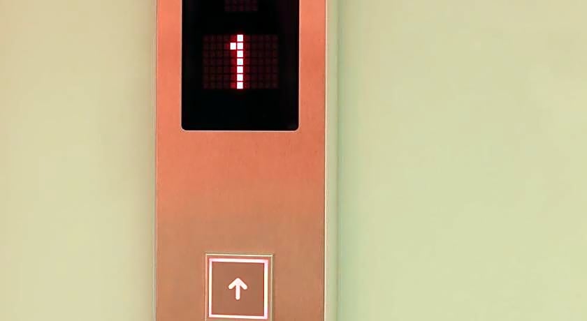 Original Orange Hotel