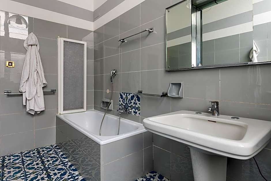 Italy Prestigious Guest House
