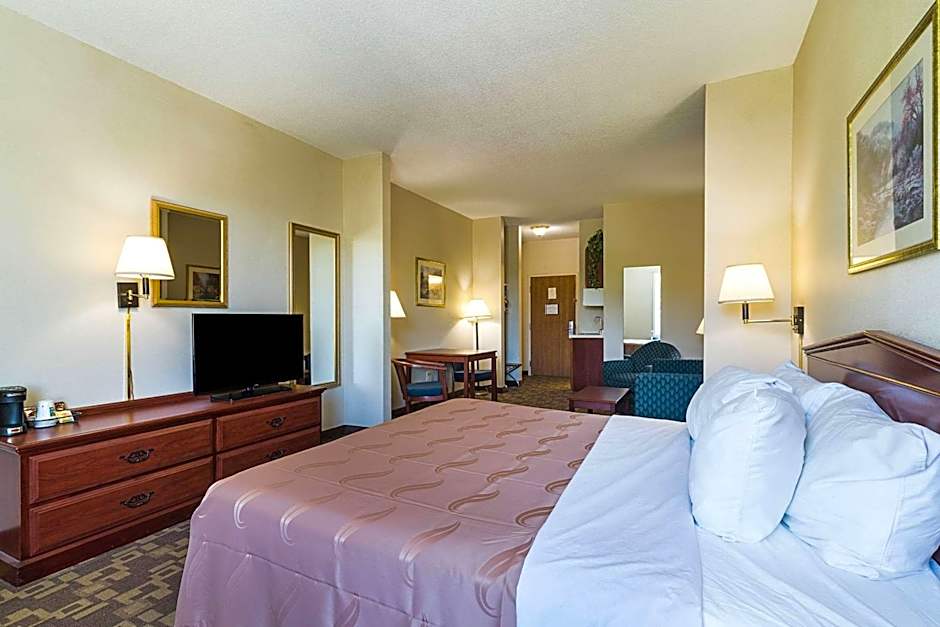 Quality Inn & Suites Schoharie near Howe Caverns