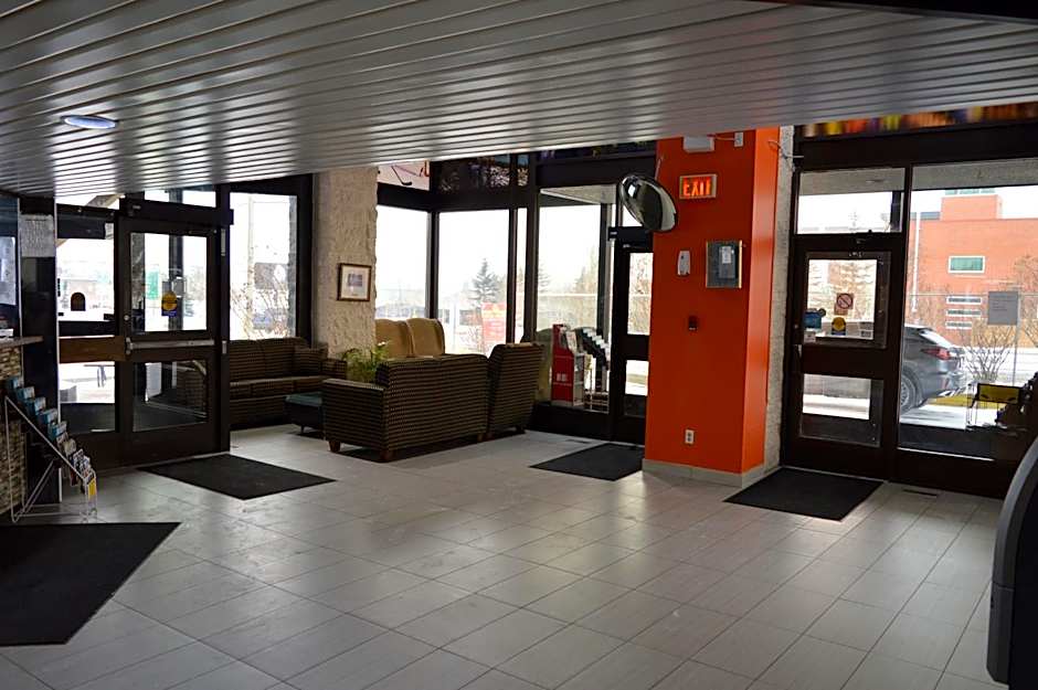 Airport Traveller's Inn