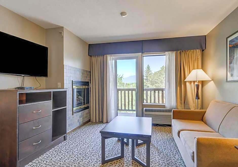 Photo 1 of 1 of 1 King Bed Suite, Balcony
