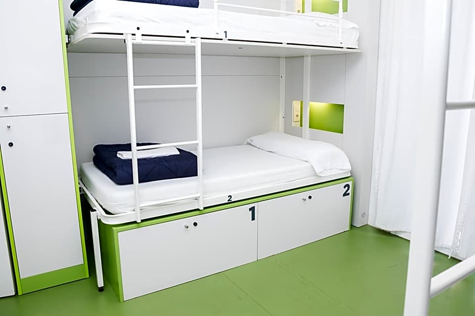 Sant Jordi Hostels Gracia