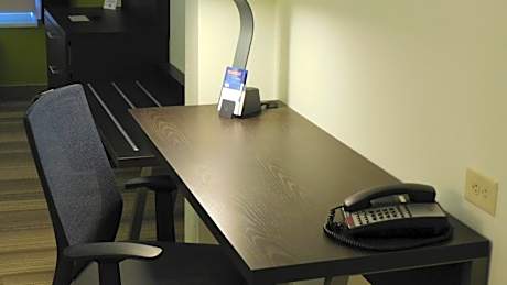 Standard King Room with Transfer Shower - Communications Access