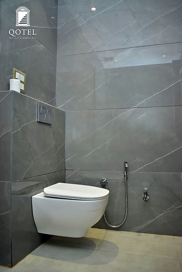 Qotel Hotel Signature BNB-Ashok Vihar
