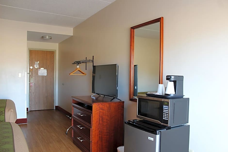 Econo Lodge Cadillac