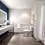 106 Jefferson Huntsville, Curio Collection by Hilton