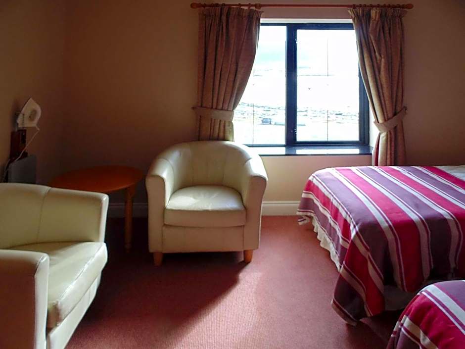 Óstán Oileán Acla