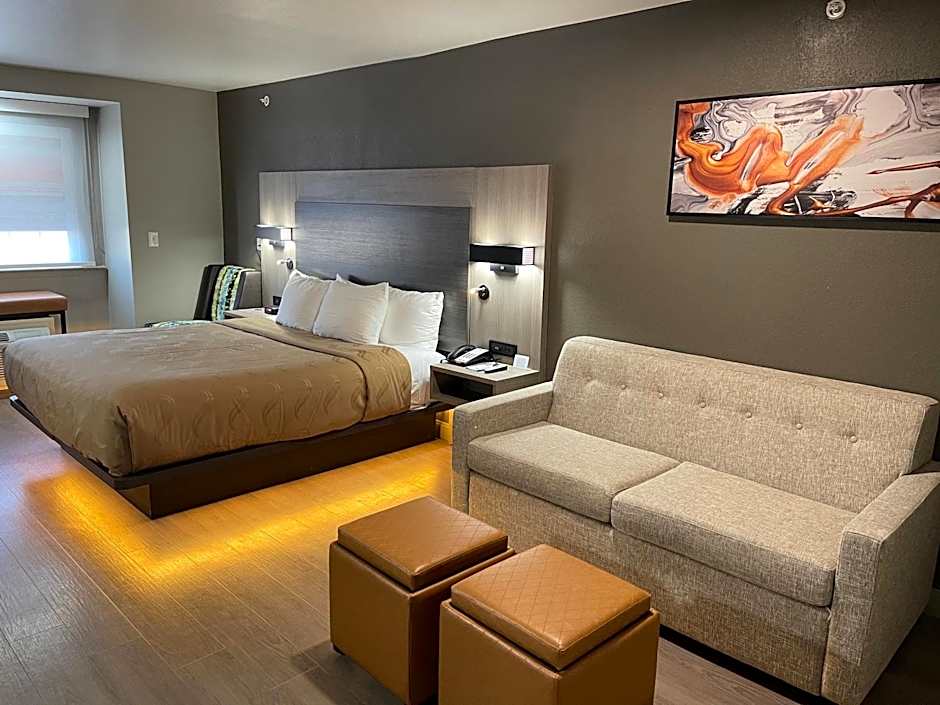 Quality Inn & Suites North Mesquite I-30