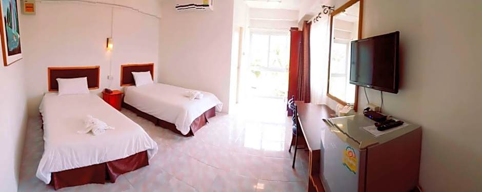 Hotel De Ratt Phuket