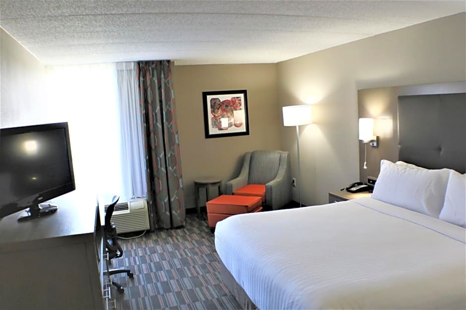 Holiday Inn Express Woodstock-Shenandoah Valley