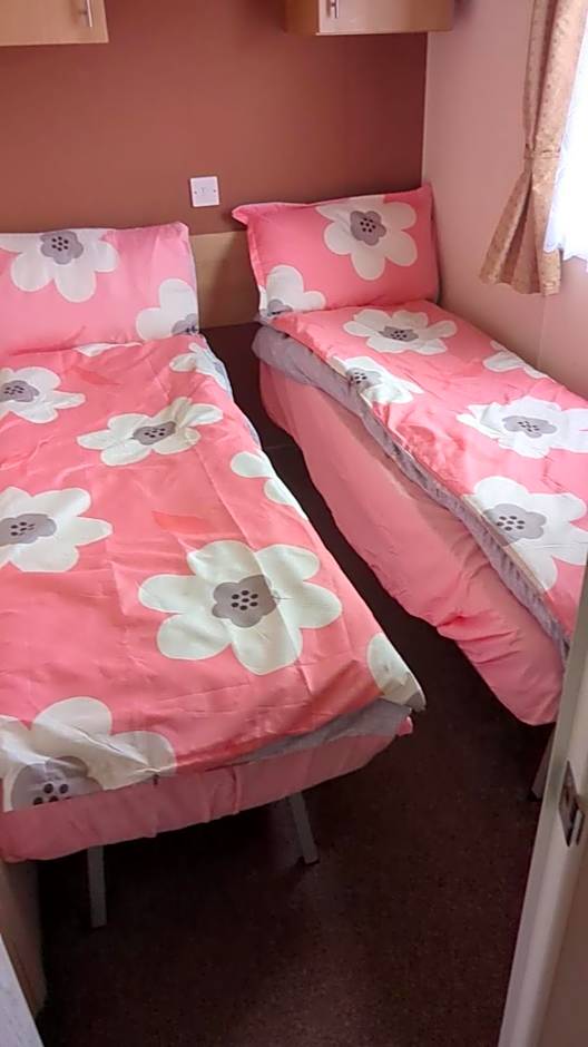 Skegness Butlins 8 Berth Caravan