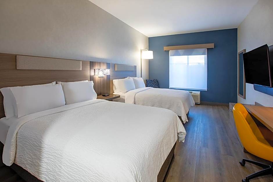 Holiday Inn Express Lathrop - South Stockton By IHG