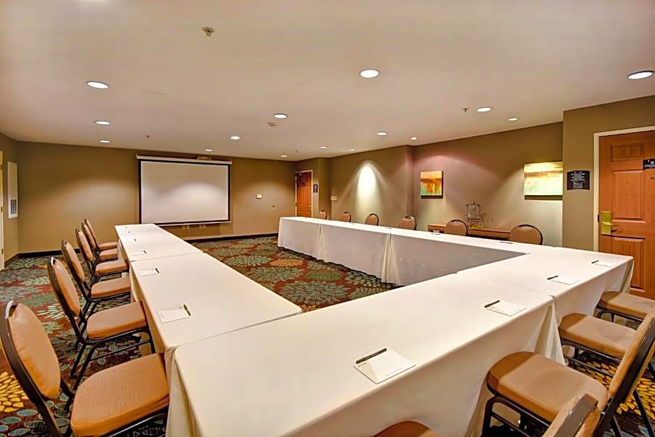 Staybridge Suites Madison - East By IHG