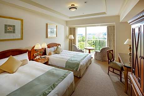 Terrace Junior Suite Twin Room - Non-Smoking