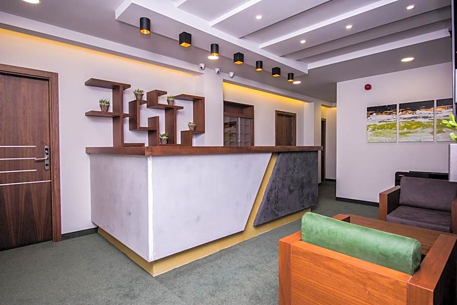 Hotel Bograd - Apartments & Lounge Station