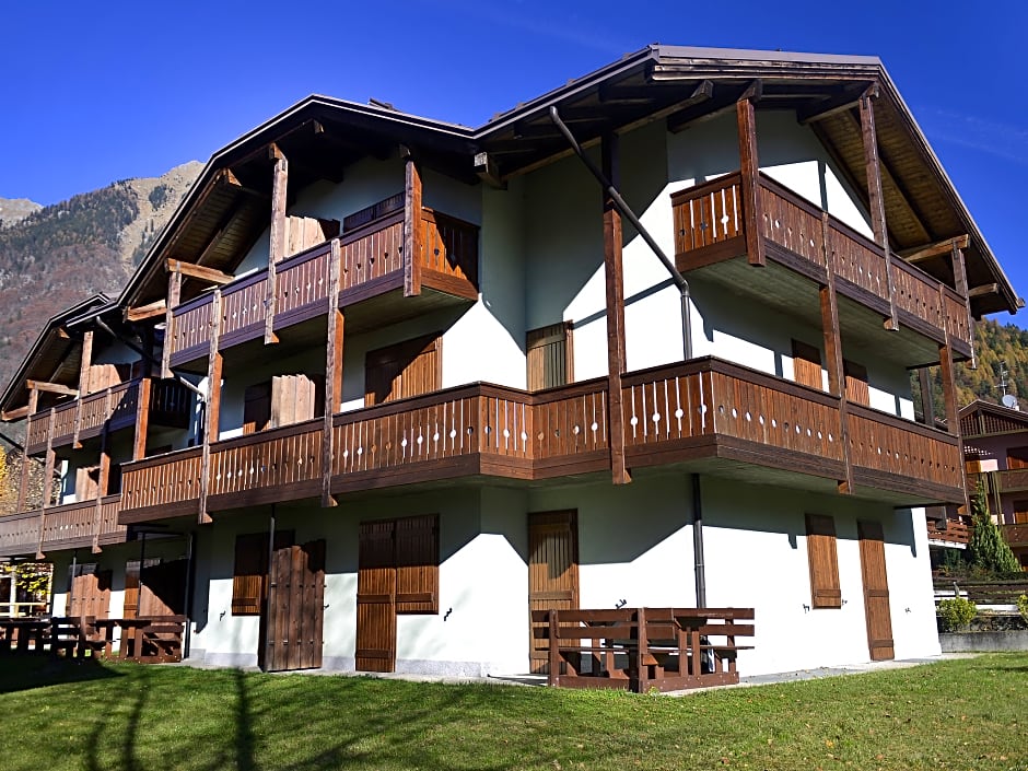 Beverly - Two Bedroom No.3