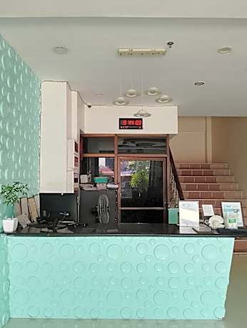 Pearl Platinum Hotel