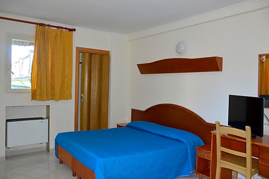 HR Hotel & Spa