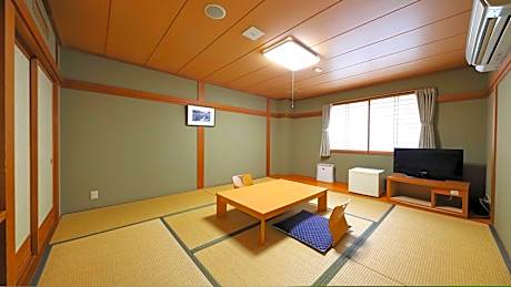 Japanese-style room 8 tatami mats Non-smoking Wi-Fi available in all rooms