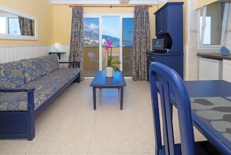 1 BED APARTMENT PROMO 1 ADULT