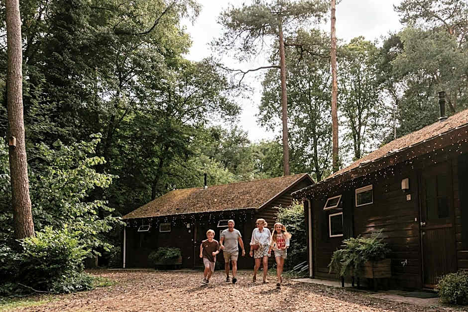 Cozy cottages by Bed en Boshuisjes