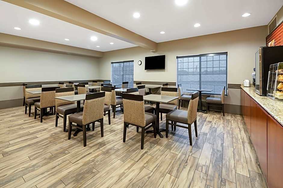 Best Western Plus Kalispell/Glacier Park West Hotel & Suites