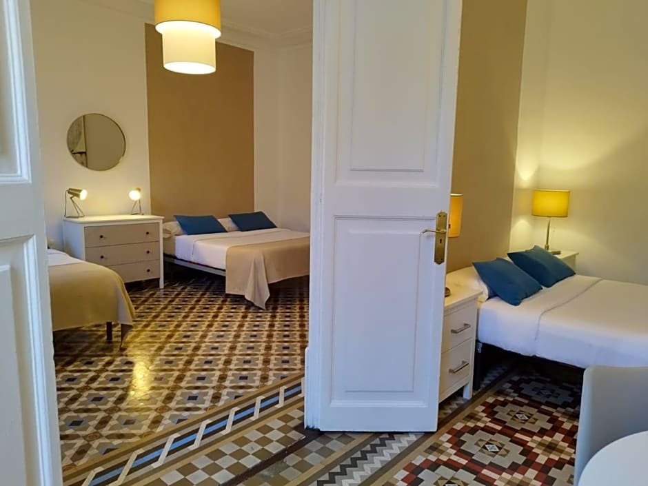 Sunny rooms bcn
