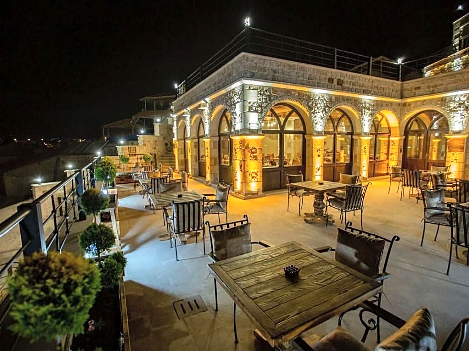 Acer Cave Hotel