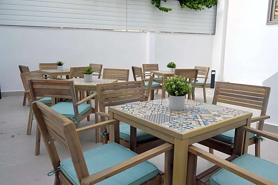 LEONDIANA Boutique Hotel