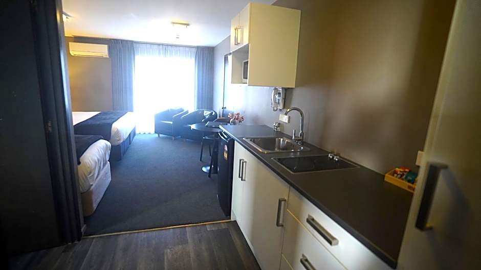 136 On Bealey Motel