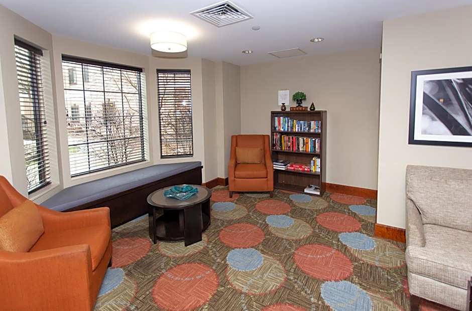 Staybridge Suites Bowling Green By IHG