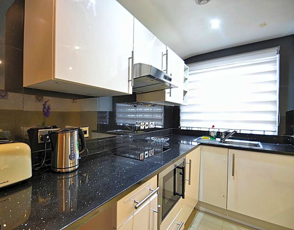 Hyde Park Apartments