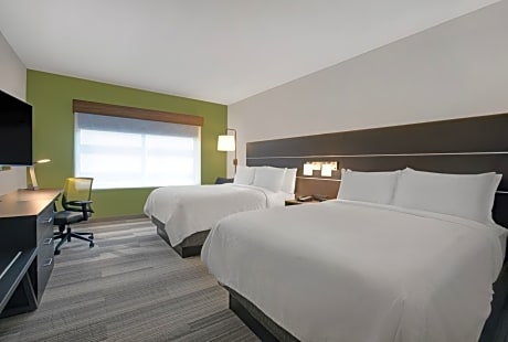 2 Queen Beds Standard