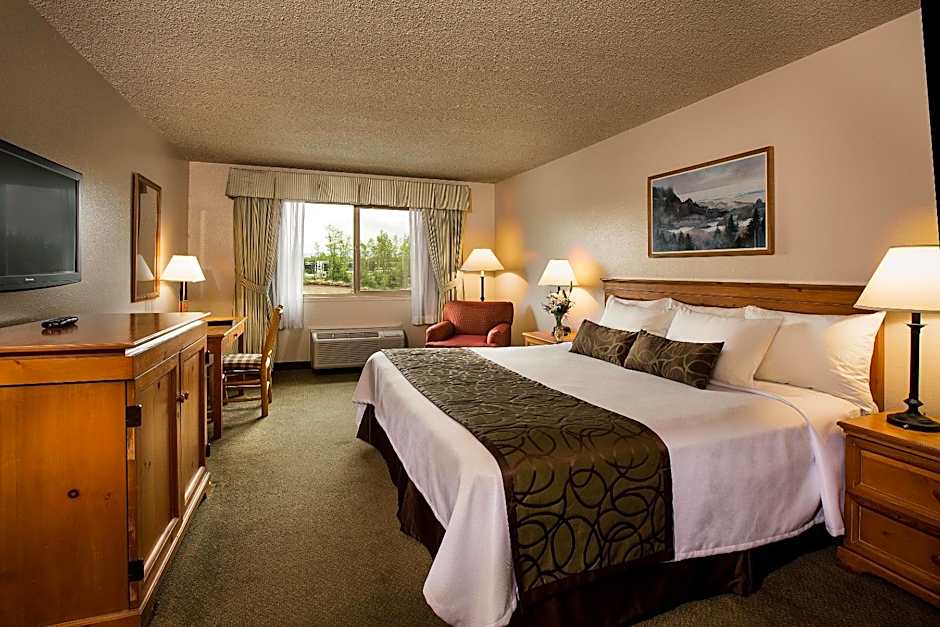 Coast Inn at Lake Hood