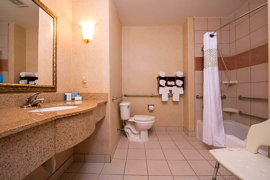 Hampton Inn By Hilton And Suites Ontario