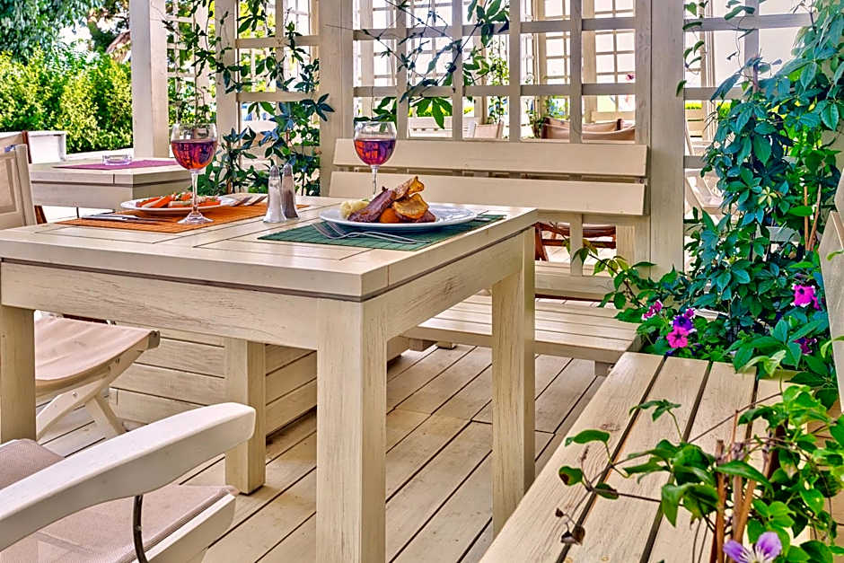 Hotel Marina Palace, Affiliated by Meliá