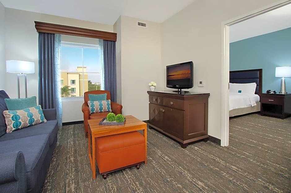 Homewood Suites by Hilton Fort Lauderdale Airport-Cruise Port