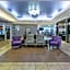 La Quinta Inn & Suites by Wyndham Tulsa Airport