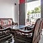 Hotel O Guest House Pahlawan Syariah