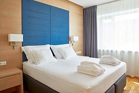 Suite with Spa Access