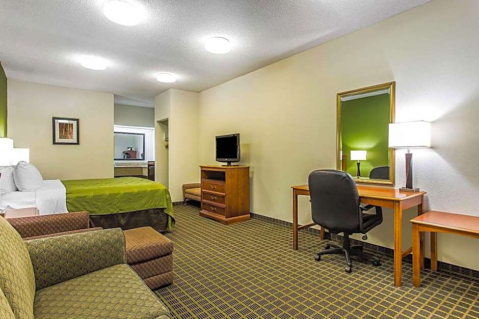 Quality Inn & Suites Orangeburg