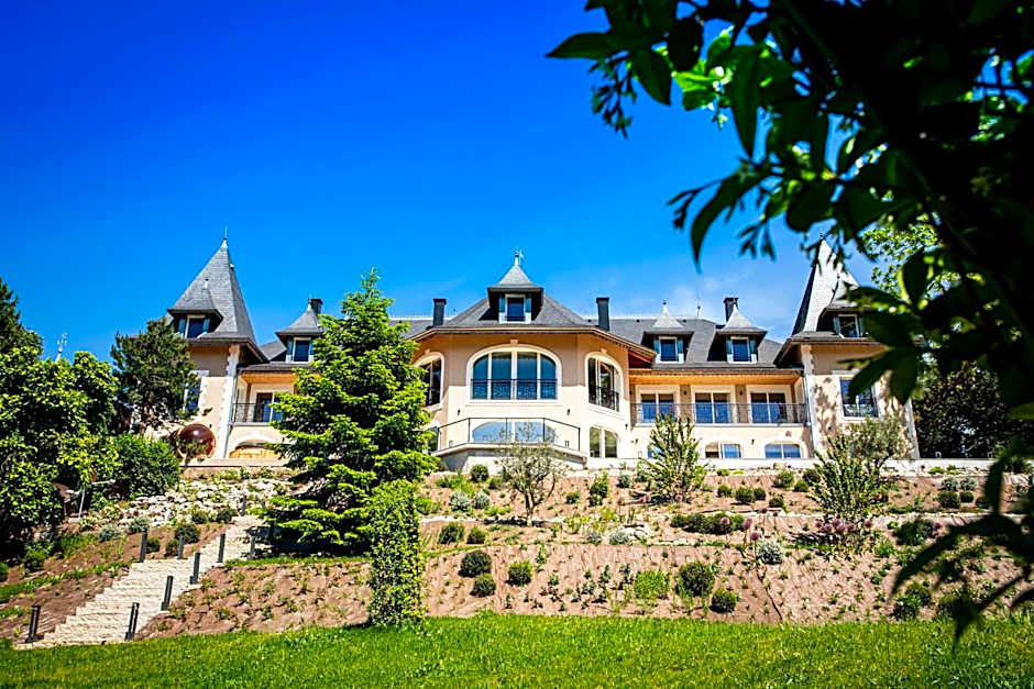 Hotel L'Incomparable by Les Etincelles